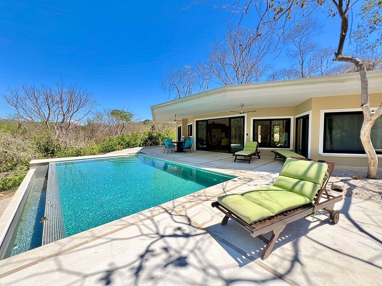 Roma Garden Villa