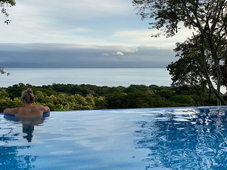 Villa Las Palmeras with spectacular views