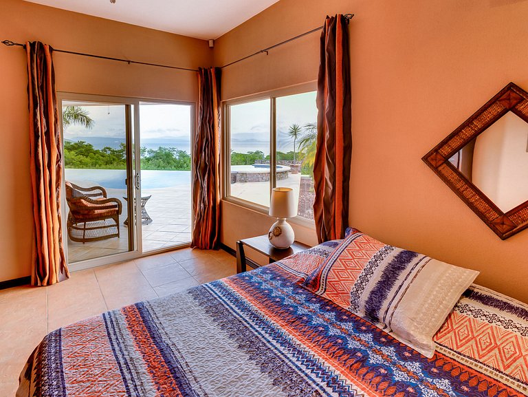 Villa Fortress - Privacy and Natural Beauty