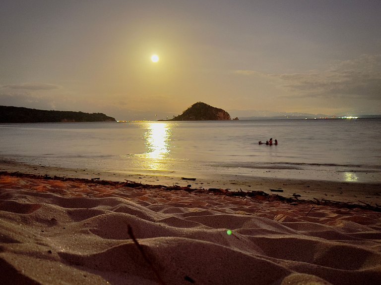 Twinhouse con piscina • 3 min de Playa Pradera