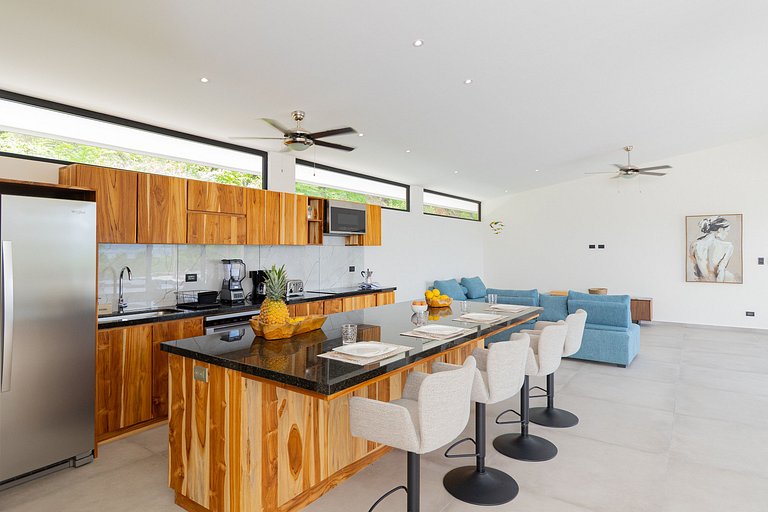 Villa Puma -Moderna y rodeada de naturaleza