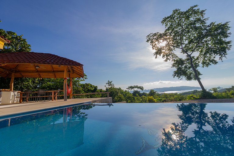 Villa Samba Pa Ti con vistas a Golfo de Nicoya