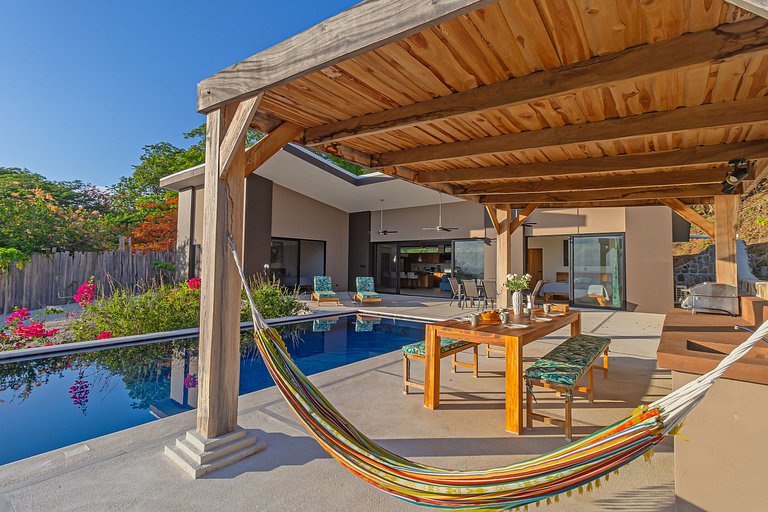 Villa Puma, piscina privada y vista al mar