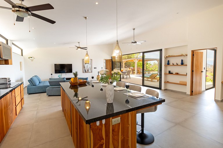 Villa Puma - Private pools and ocean views